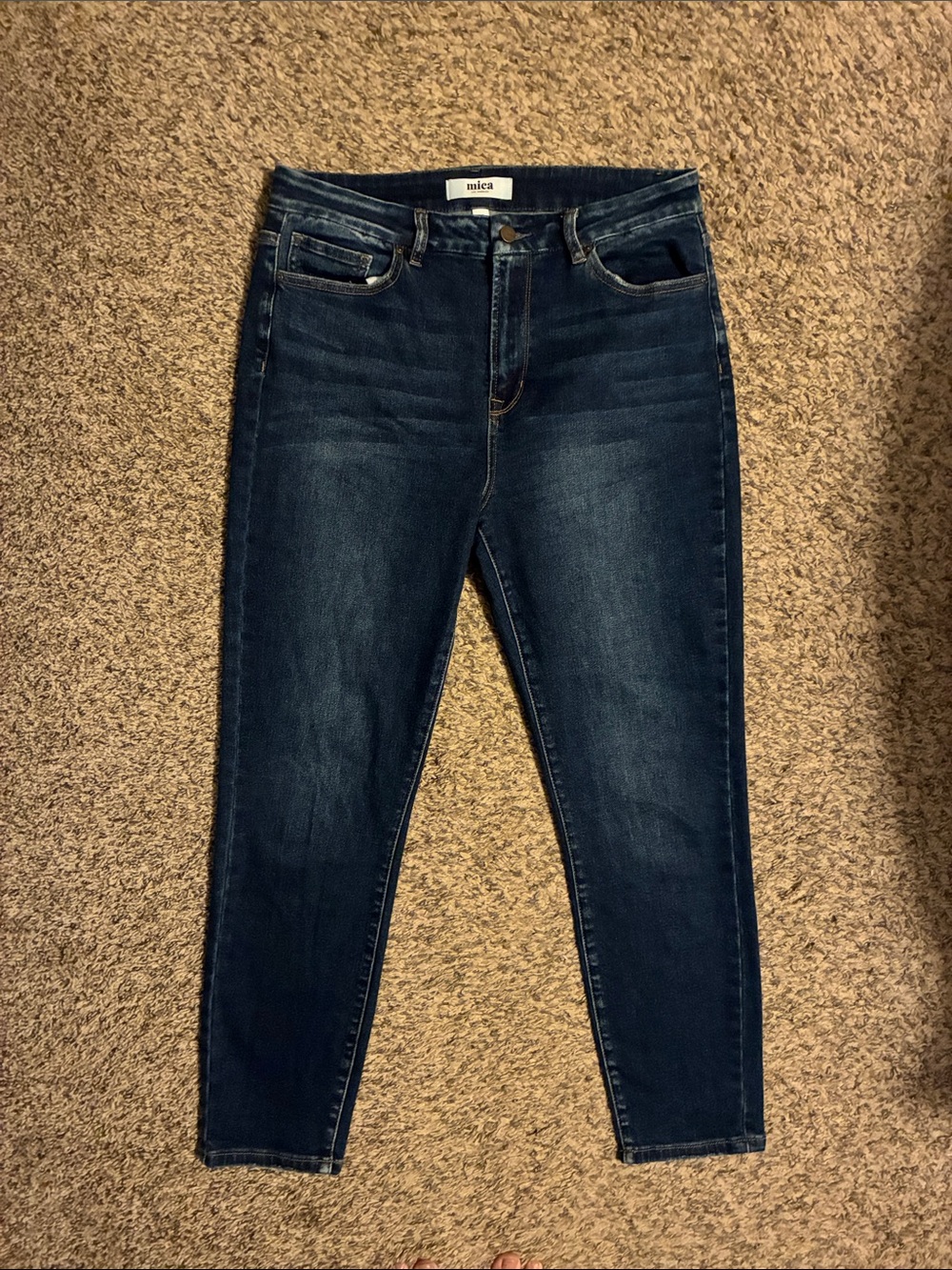 Mica dark wash high rise ankle skinny jeans -size 31